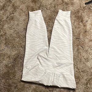 Old‎ Navy Active High Rise Light Pink Zebra Print Jogger Pant Size Medium